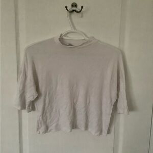 White short sleeve shirt